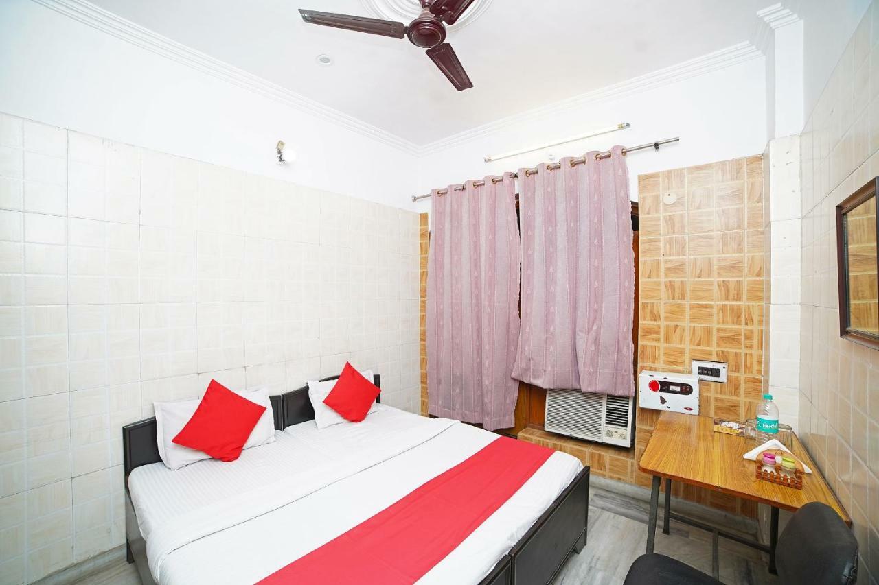 Oyo 39543 Hotel Kk Pantnagar Bagian luar foto