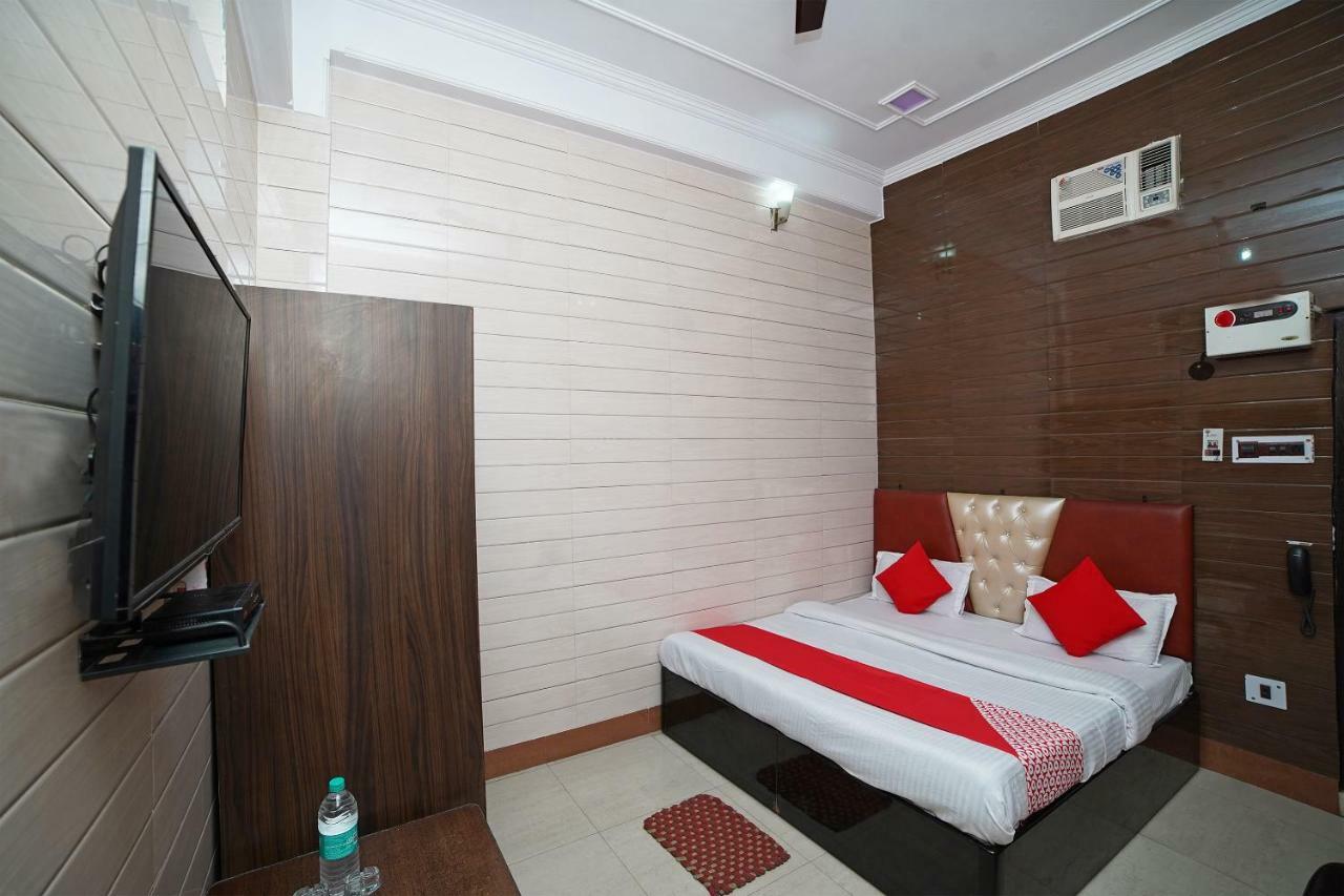 Oyo 39543 Hotel Kk Pantnagar Bagian luar foto